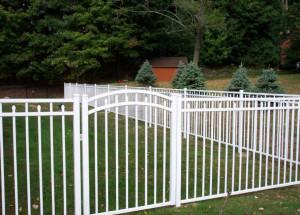 3 rail white aluminum fence style canterbury with self-closing arched gate