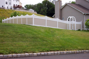 VARBG arbor over gate